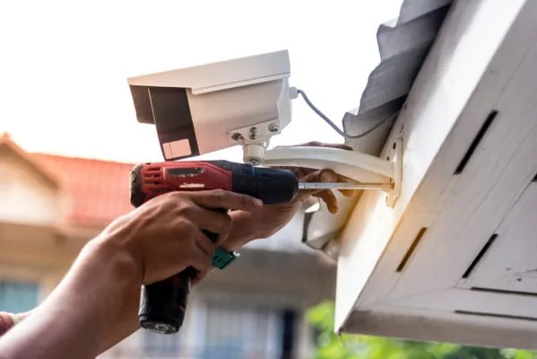 Camera có dây giá bao nhiêu? Cách lắp đặt như thế nào?