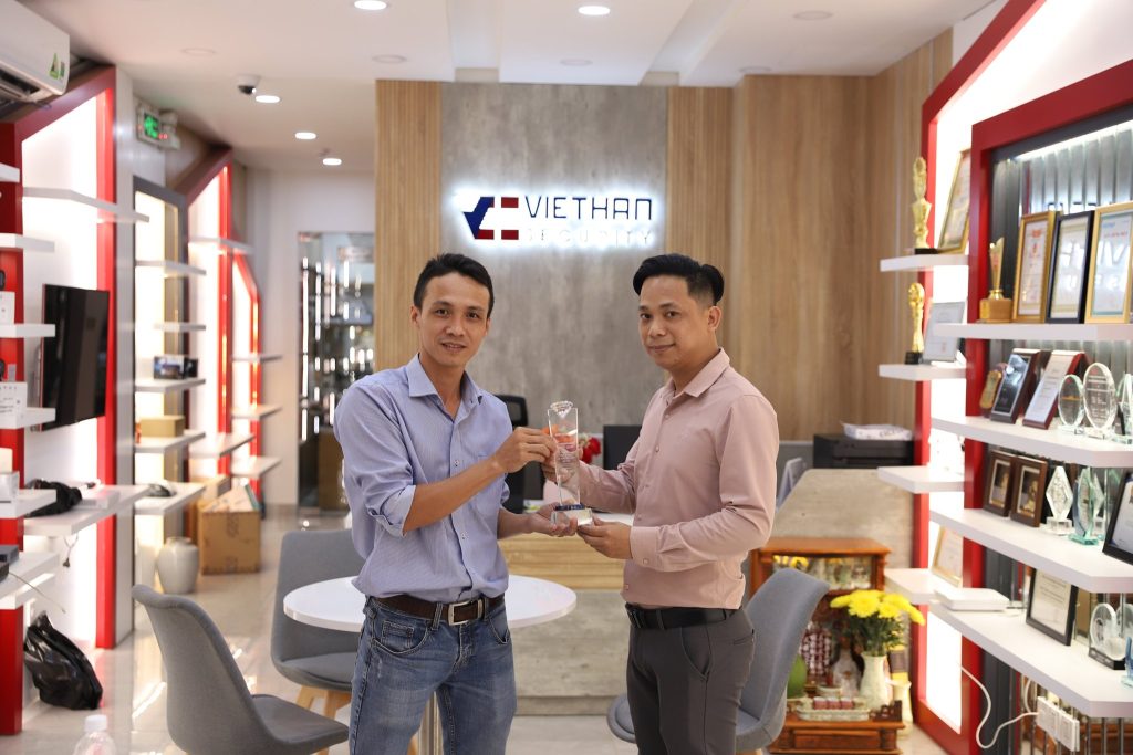 Camera đàm Thoại 2 Chiều Hikvision